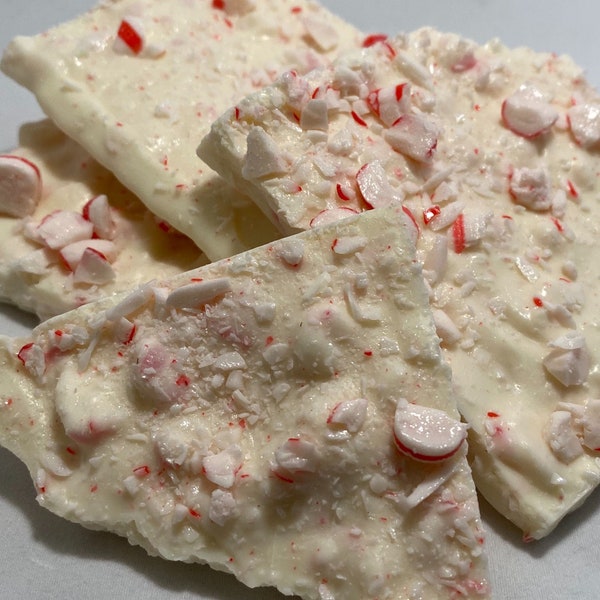 Peppermint White Chocolate Bark  | Sweet treats - Chocolate - Gifts - Holidays