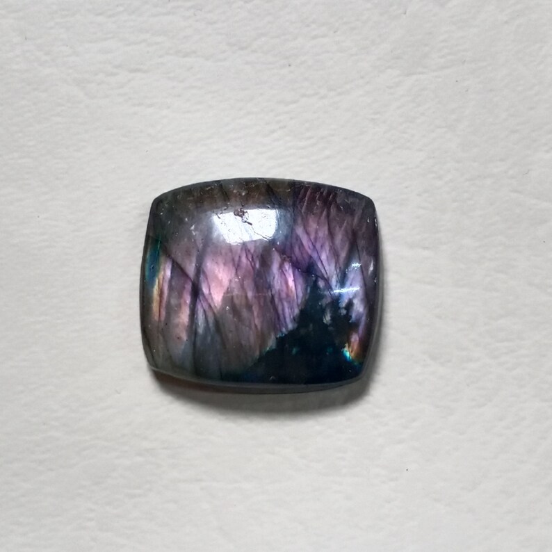 31 Carat Fantastic Purple Fire Labradorite Cabochon,Natural Labradorite Gemstone,Loose Gemstone Size 29x22x6 mm.
