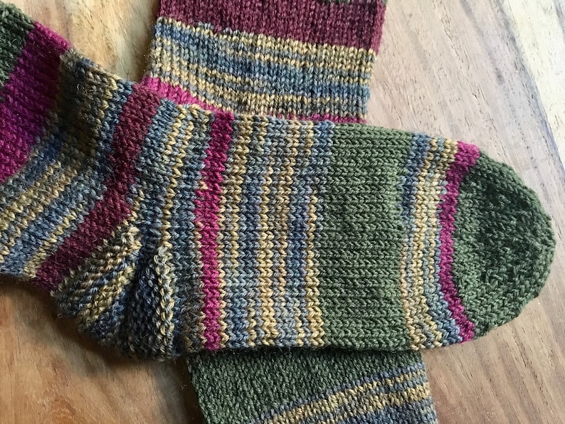 Scrappy Socks Gr3031 Hand-knitted uniquepieces of wool residues
