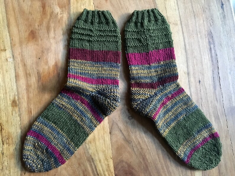 Scrappy Socks Gr3031 Hand-knitted uniquepieces of wool residues