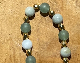 Green Glass and Gold Beaded Necklace, Green Stone Beads, Magnetic Clasp, Baylor University Colors