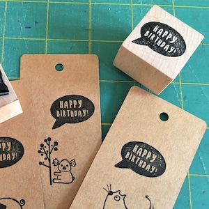 Tampon en caoutchouc texte bulle discours joyeux anniversaire voeux en bois monté papier artisanat cadeau self-made design timbre disant merci