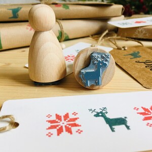Rubber stamp reindeer deer christmas norwegian pattern motive wooden mounted paper craft gift self-made design stempel