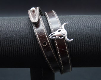 Skull leather bracelet for men