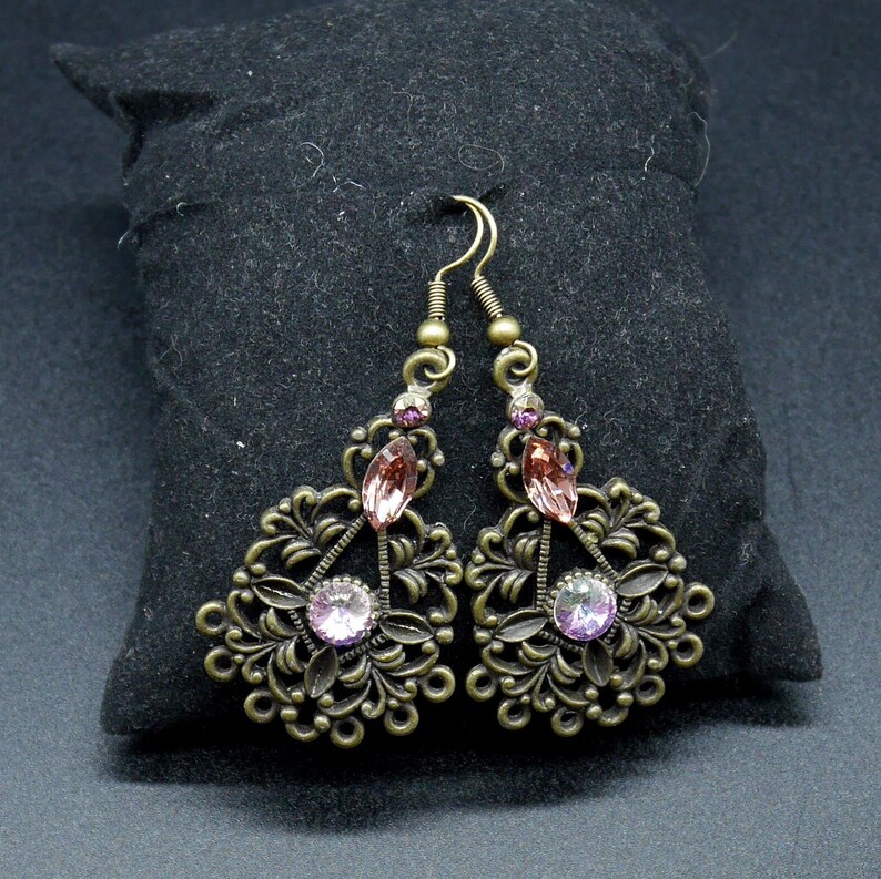 Bronze gothic earrings with crystal of swarovski 画像 2