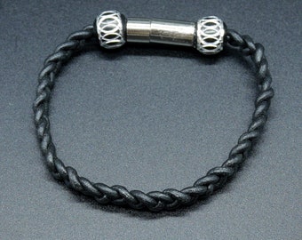 Black leather braided bracelet for men