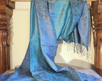 beautiful blue jamawar silk scarf, stole