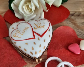 Porcelain heart box - Two intertwined hearts - engegement ring box