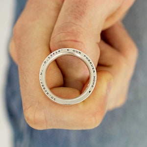 Sterlingzilveren ring met geheime boodschap - gegraveerde rand aangepaste zilveren band 5 mm dik verborgen schrift, verjaardag verjaardagscadeau voor mannen