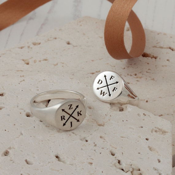 Mens silver signet ring engraved discount