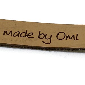 Leder-Etikett &quot;Made by Omi&quot;, Lederetikett, Lederlabel, Aufnäher aus Leder in 15 Farben