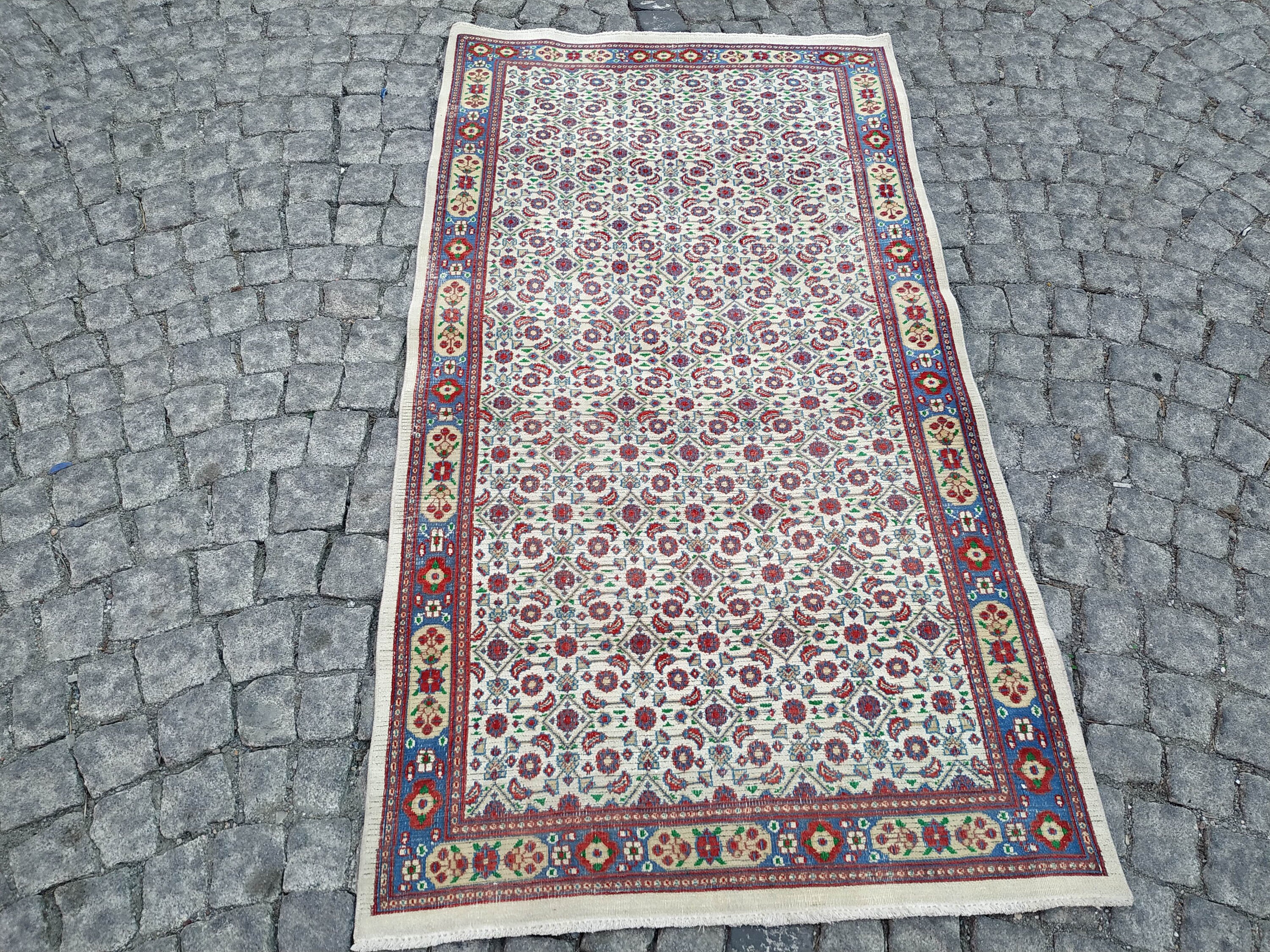 tapis Persan 6.2x3.3Ft,