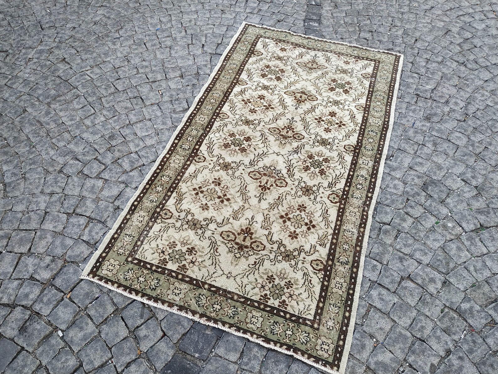 Grauer Teppich Läufer 38x7 ftvintag türkischer TeppichFlur | Etsy