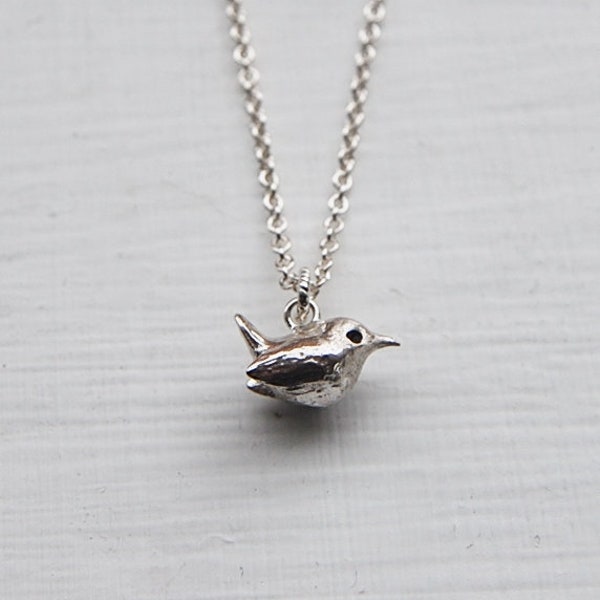 Handmade Wren Necklace, Sterling silver wren necklace, Bird Jewellery, Bird Necklace, Wren necklace, Bird Jewelry,