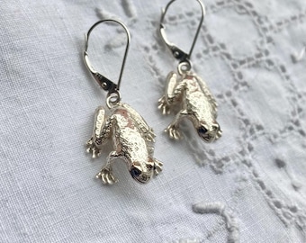 Orecchini a forma di rana Orecchini a cerchio a forma di rana in argento Gioielli a forma di piccola rana Decorazione a forma di rana da donna
