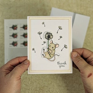 Merci Little Brown Mouse Carte De Vœux de Zazzle.be Liste d'envies Vous avez des idées ? duveteux de pissenlit de ferme de style campagnard | Cartes de voeux faites à la main de petits animaux | Carte de remerciement vierge
