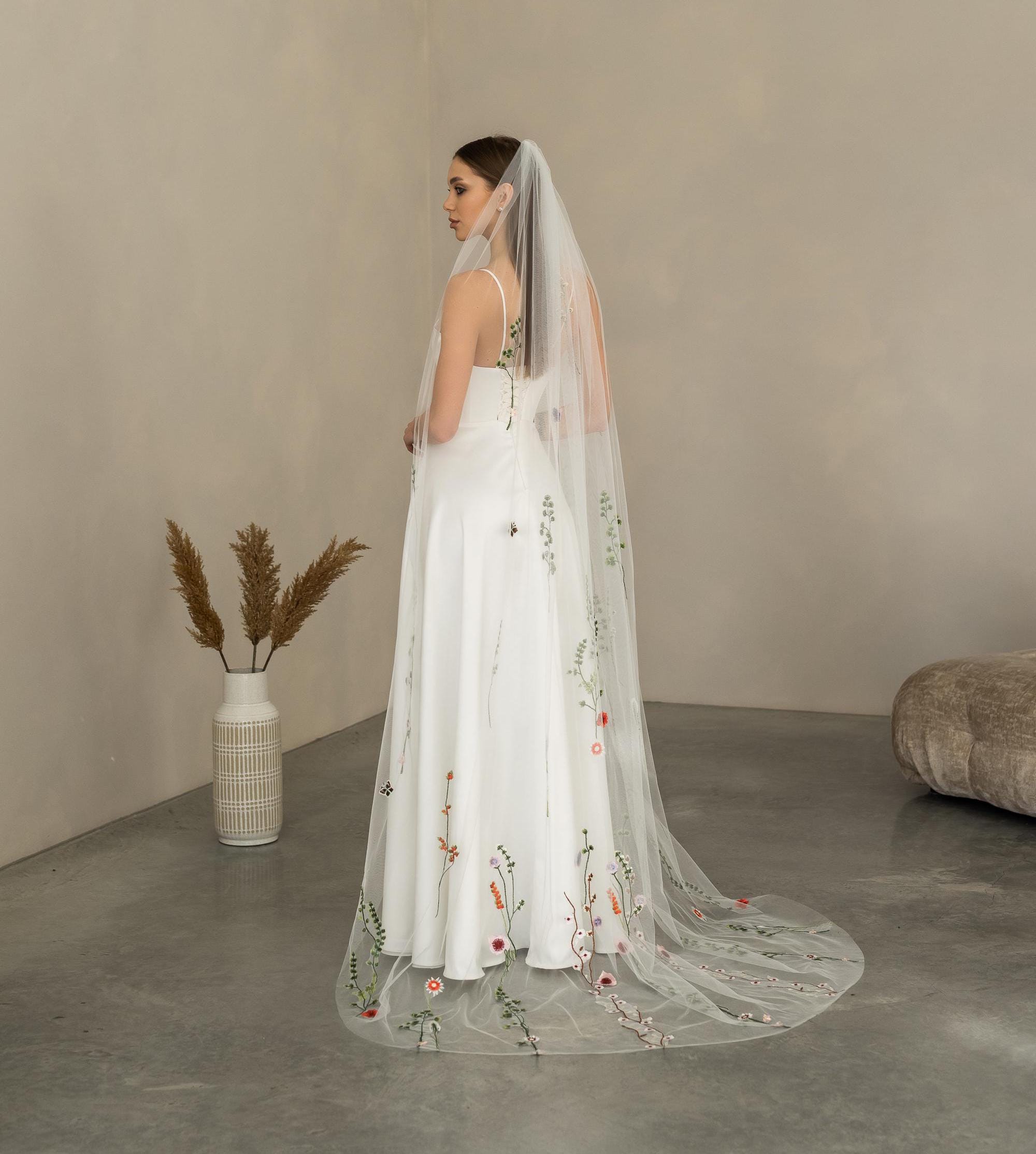 Bohemian Wildflower Cathedral Veil, Colorful Floral Appliqué  display picture 1