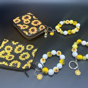 Wristlet, Beaded Wristlet Wallet, Beaded Wristlet Change Purse, Beaded Wristlet Key Chain, Wristlet ID & Card Holder, College Student Gift