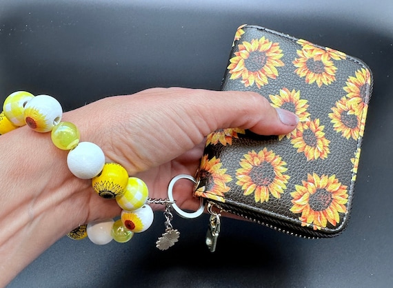 Beaded Wristlet Wallet Beaded Wristlet Wallet