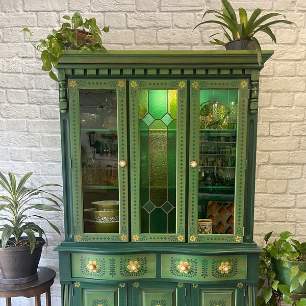 Green Botanical China Cabinet, Green Painted Floral Hutch, Green and Yellow Stained Glass 1960s 1970s Decor Hutch, Green Hippie Hutch