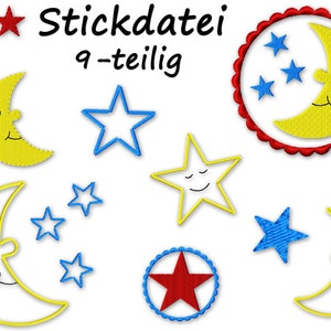 Könnte beinhalten: Ein Set mit neun gelben Halbmond- und blauen Stern-Stickern. Die Sticker eignen sich perfekt zum Dekorieren eines Kinderzimmers oder zum Hinzufügen eines Hauches von Verspieltheit zu jedem Raum. Die Sticker sind mit "Stickdatei 9-teilig" beschriftet.