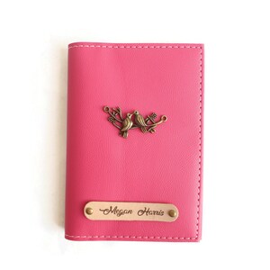 Monedero de pasaporte personalizado, titular de pasaporte rosa personalizado, cubierta de pasaporte para las mujeres, chica de la cubierta del pasaporte, regalo para su