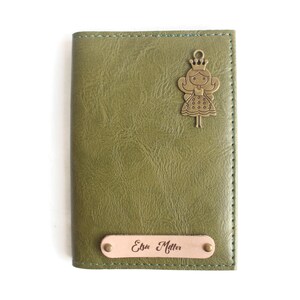 Titular del pasaporte personalizado, cubierta de pasaporte para las mujeres, chica de la cubierta del pasaporte, cartera del pasaporte personalizado, los hombres de la cubierta del pasaporte, regalo para ella