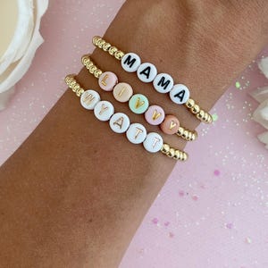 Personalized Gold Bracelet Custom Name Design Handmade Jewelry Collection Special Gift Idea Acrylic Letter Beads Stretch Band Comfortable Fit Adjustable Size Perfect Mom Present Birthday Gift Celebration Accessory Elegant Wrist Wear Daily