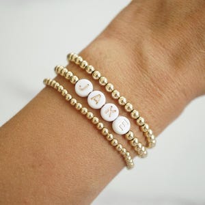 Custom Name Bracelet Gold Beaded Design Personalized Jewelry Handmade Special Gift Acrylic Letter Details Stretch Band Comfort Adjustable Size Perfect Mom Present Birthday Gift Option Mother Day Celebration Special Occasion Jewelry Elegant