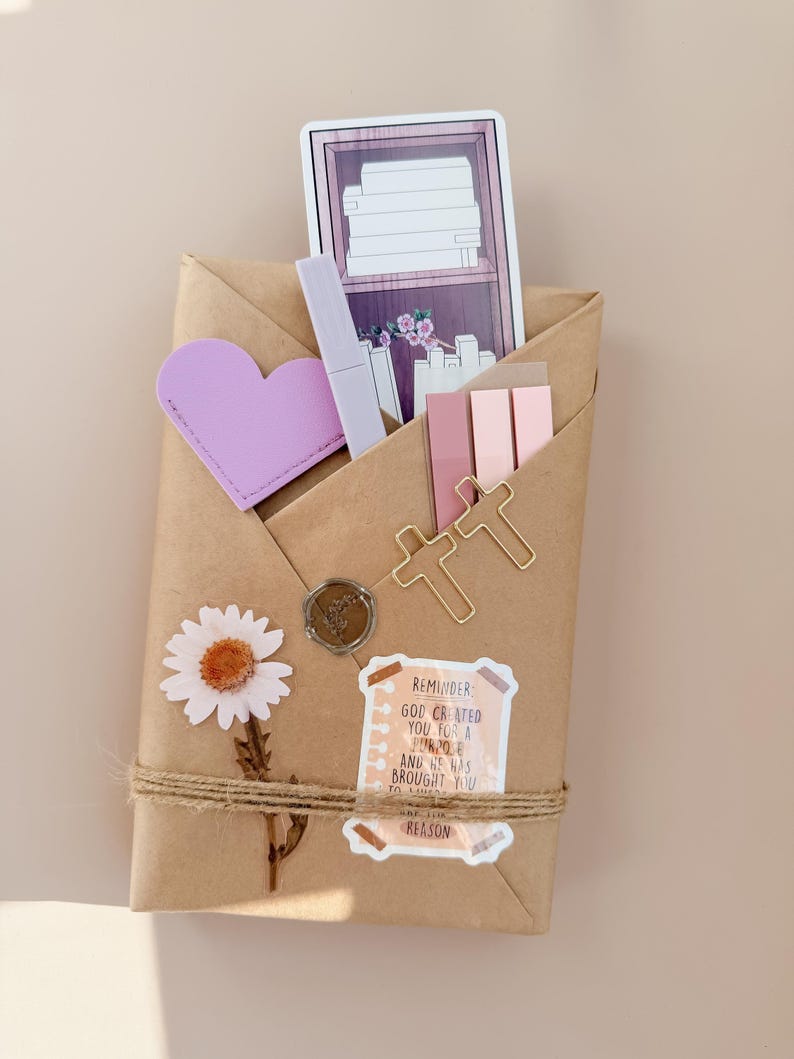 Woman Faith Gift Christian Blessing Box Devotional Surprise Package Prayer Journal Set Bible Study Collection Spiritual Encouragement Items Heart Charm Accessory Religious Present Idea Special Occasion Gift Meaningful Faith Journey