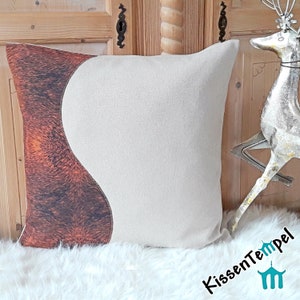 Landhaus-KissenBezug &quot;Toni&quot; mit Hirschfell-Optik im Alpenstyle / Chaletstil, edles SofaKissen für den gehobenen Landhausstil