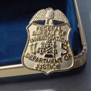 Pair of Vintage PRESIDENTIAL FBI CUFFLINKS-Old Seal - Free Shipping