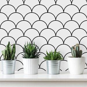 Removable Wallpaper Peel and Stick Wallpaper Self Adhesive Wallpaper Scallop Black and White Geometric