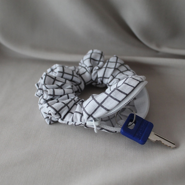 Zipper scrunchie Minimalist