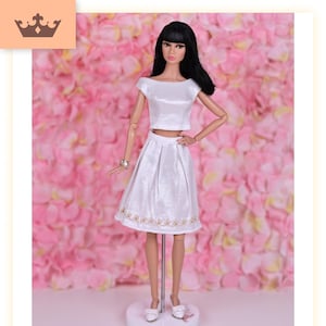 Embroidered Skirt for Poppy Parker, Fashion Royalty, 1/6 scale fashion dolls, Momoko, 12 inch doll, doll clothes, doll skirt - Trillium GOLD
