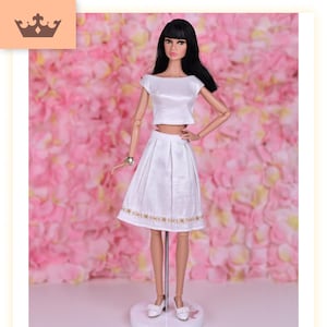 Embroidered Skirt for Poppy Parker, Fashion Royalty, 1/6 scale fashion dolls, Momoko, 12 inch doll, doll clothes, doll skirt - Clover