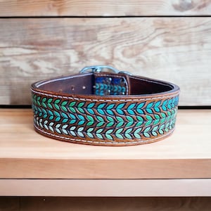 Gradiant Blue Dog Collar, Medium Dog Collar, Teal Collar, Green Collar, Girly Collar, Tooled Leather Dog Collar, Green and Blue Dog Collar