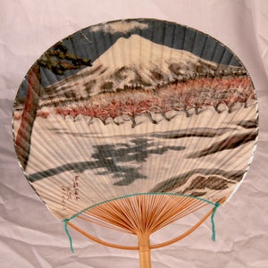 Vintage Japanese Fan with Fuji