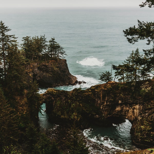 Oregon Coast photography print, Brookings Oregon wall art, moody coastline poster, secret beach, Natural Bridges Viewpoint, west coast, USA