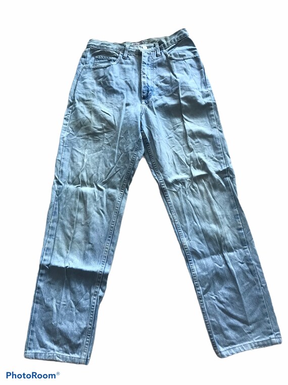 Size 28 inseam 27 inch distressed vintage guess je