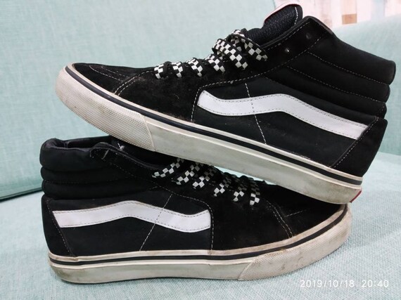 vans hi cut black