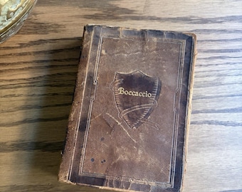 Antike Ausgabe des Decameron von Giovanni Boccaccio aus dem Jahr 1927, übersetzt von John Payne.