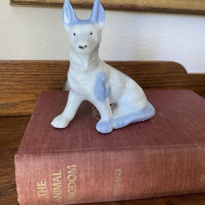 Vintage German Shepherd Dog Figure Porcelain Dog Figurine Japan
