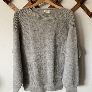 Vintage Bolivian Fruits Hand Knit 100% Alpaca Sweater Boatneck Batwing Sleeves