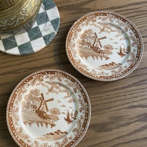 Vintage Brown Transfer Ware 9" Dinner Plates Holland Windmill Japan Set Of 2