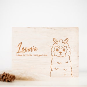 Personalisierte Erinnerungsbox für Babys und Kinder, Holzbox, Holzkiste, Holzgravur, Aufbewahrungsbox, Geschenk zur Geburt, Alpaka, Lama