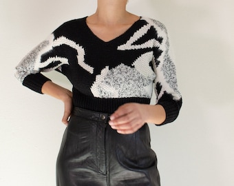 Vintage black and ivory wool and angora blend abstract patterned sweater // S petite (2009)