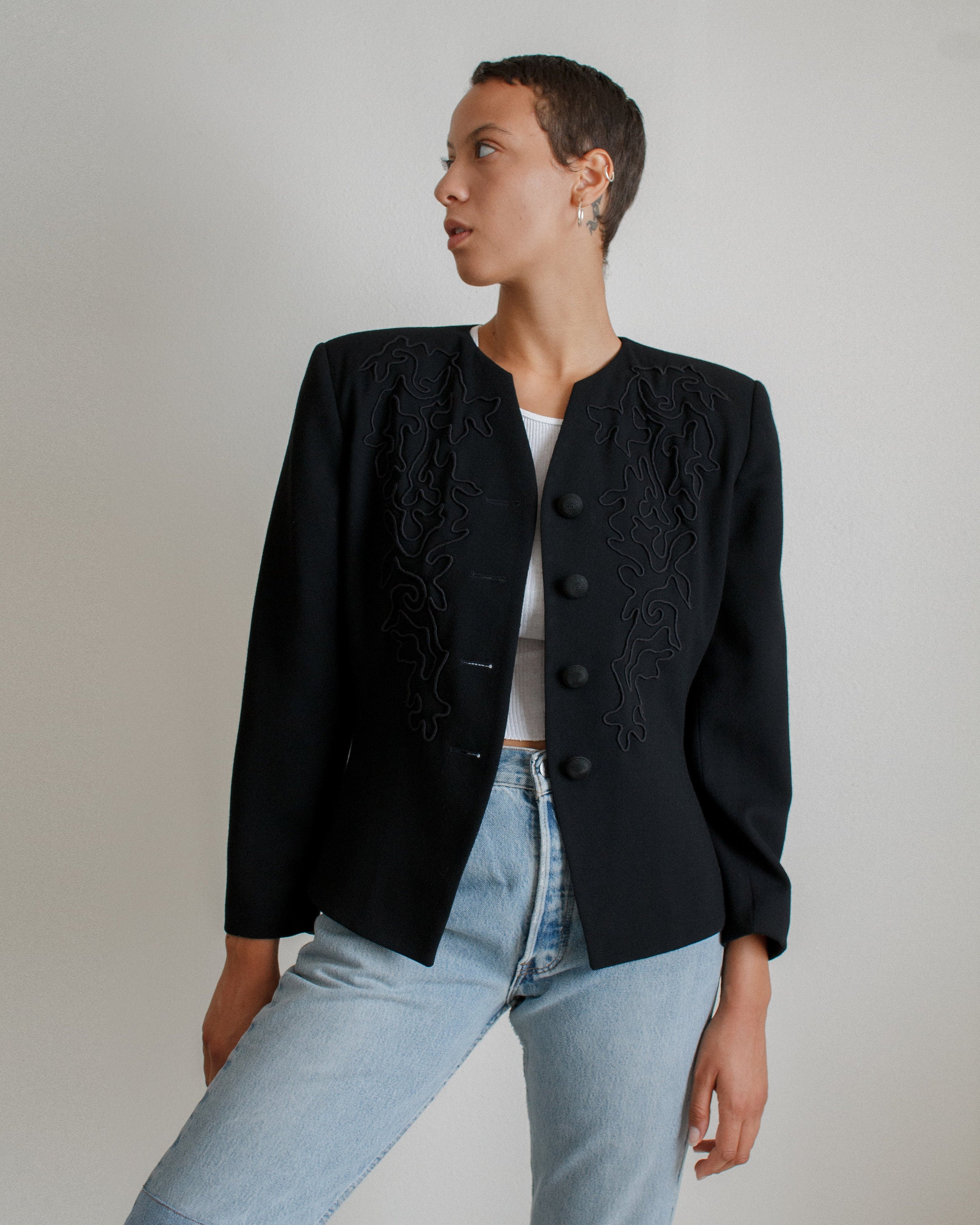 未使用　ARTISAN embroidery wool jacket black Artisan Wool Jacket with Embroidery & Hand Stitching Size