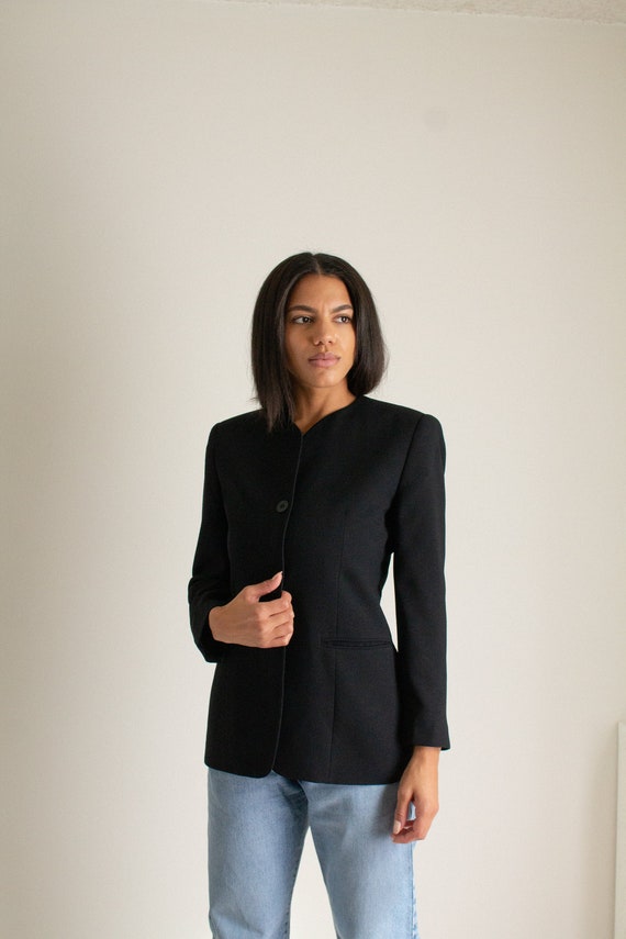 Vintage black collarless minimal blazer // S (1328