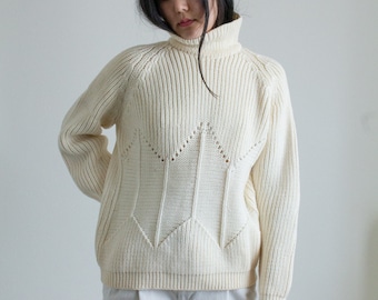 Vintage cream wool turtleneck sweater // XL (2199)